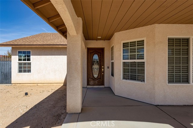 Detail Gallery Image 4 of 29 For 9725 Susan Ave, California City,  CA 93505 - 3 Beds | 2/1 Baths