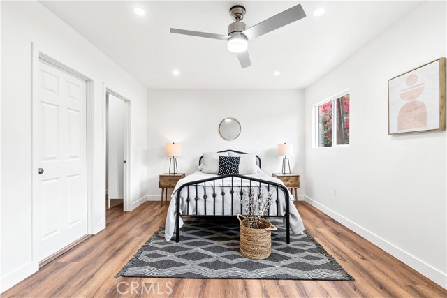 215 E Sierra Madre Avenue, Azusa CA: https://media.crmls.org/medias/1ceb3935-318d-4089-b188-945b7ad67b7e.jpg