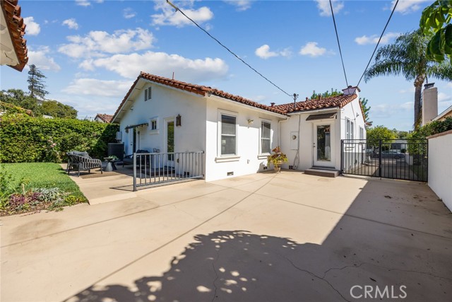 407 Daroca Avenue photo 21