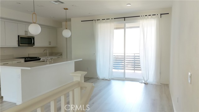 9424 Shade Place, Rancho Cucamonga CA: https://media.crmls.org/medias/1ceb84c2-724d-4930-a1c3-9671c04728c8.jpg
