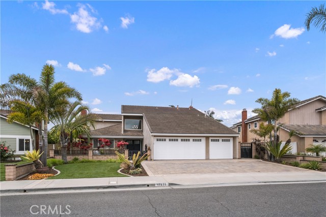 Image 2 for 17571 Crown Circle, Huntington Beach, CA 92649