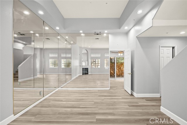 Detail Gallery Image 6 of 29 For 319 California St #F,  Arcadia,  CA 91006 - 3 Beds | 2/1 Baths