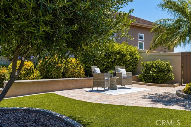 14 Celonova Place, Lake Forest CA: https://media.crmls.org/medias/1cec116e-d324-491f-842d-b0a4e816d439.jpg