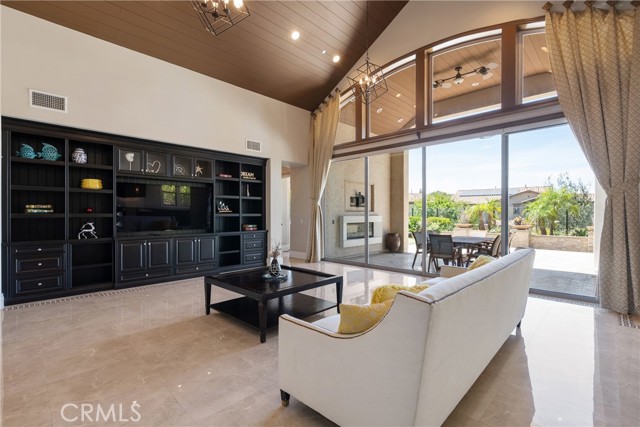 Image 12 of 75 For 2498 Santa Paula Drive