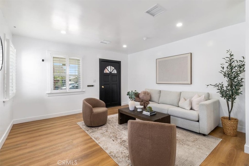 1Cec9Bdc 22Eb 48D9 Be86 F76C6937Edc0 6616 Denver Avenue, Los Angeles, Ca 90044 &Lt;Span Style='BackgroundColor:transparent;Padding:0Px;'&Gt; &Lt;Small&Gt; &Lt;I&Gt; &Lt;/I&Gt; &Lt;/Small&Gt;&Lt;/Span&Gt;