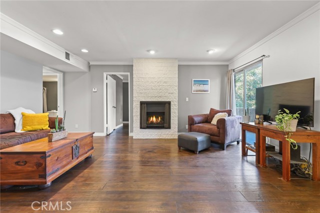 Detail Gallery Image 3 of 31 For 11578 Wyoming #103,  Los Angeles,  CA 90025 - 2 Beds | 2 Baths