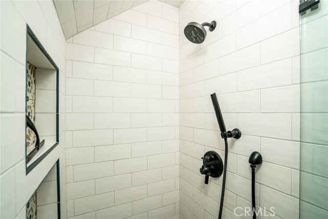 Detail Gallery Image 27 of 56 For 6561 Sabbicas Cir, Huntington Beach,  CA 92647 - 4 Beds | 3 Baths