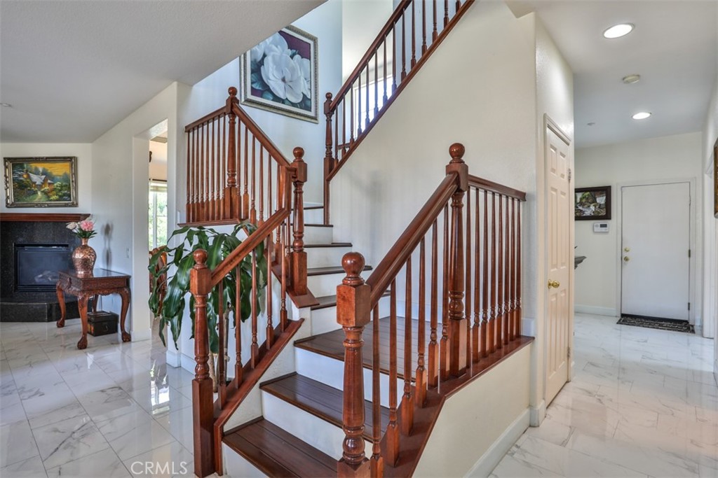 MLS #CV25164236 image #22