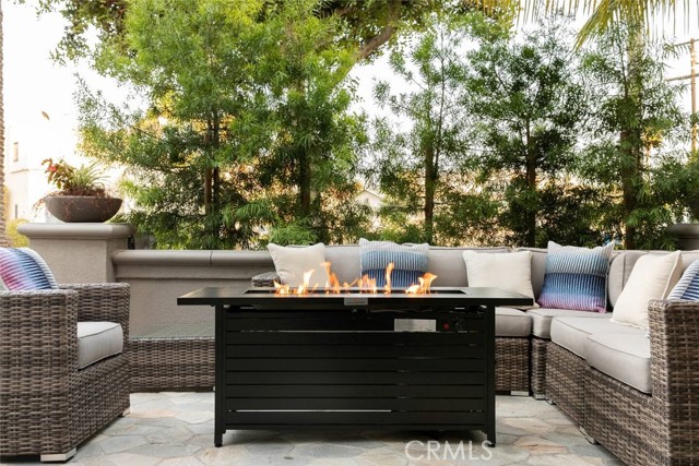 Detail Gallery Image 24 of 38 For 615 7th Street, Huntington Beach,  CA 92648 - 4 Beds | 4/1 Baths