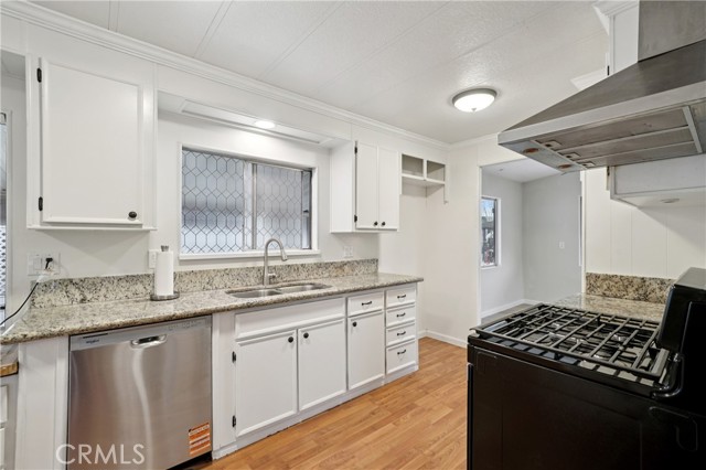 Detail Gallery Image 4 of 26 For 3663 Buchanan #130,  Riverside,  CA 92503 - 2 Beds | 2 Baths