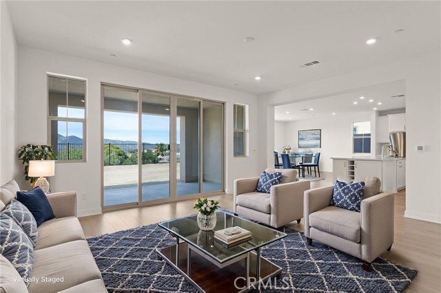 Detail Gallery Image 9 of 49 For 1670 Amanda Glen, Escondido,  CA 92029 - 5 Beds | 4/1 Baths