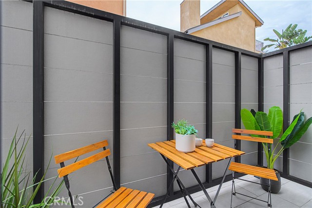 Detail Gallery Image 25 of 31 For 3981 Moore St #101,  Los Angeles,  CA 90066 - 2 Beds | 2 Baths