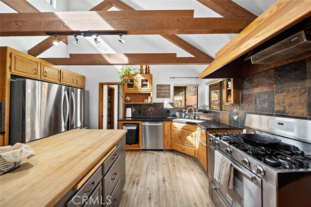 Detail Gallery Image 15 of 67 For 29670 Skyline Dr, Tehachapi,  CA 93561 - 6 Beds | 3/1 Baths