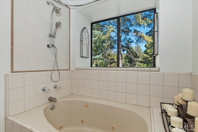 27456 White Fir, Lake Arrowhead, CA 92352