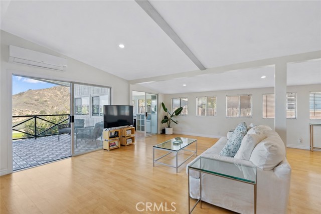 Detail Gallery Image 12 of 55 For 23777 Mulholland Hwy #62,  Calabasas,  CA 91302 - 4 Beds | 4 Baths