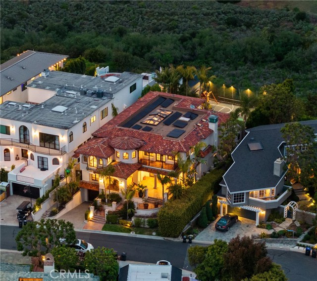 Image 47 of 54 For 445 Isabella Ter