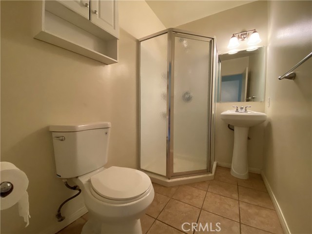 Detail Gallery Image 10 of 13 For 157 Esperanza Ave #D,  Sierra Madre,  CA 91024 - 2 Beds | 2 Baths