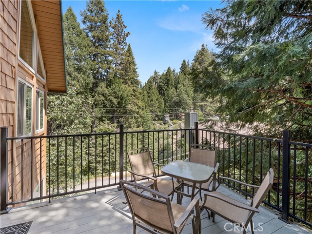 Detail Gallery Image 5 of 40 For 1153 Silver Tip Ln, Fish Camp,  CA 93623 - 3 Beds | 2 Baths