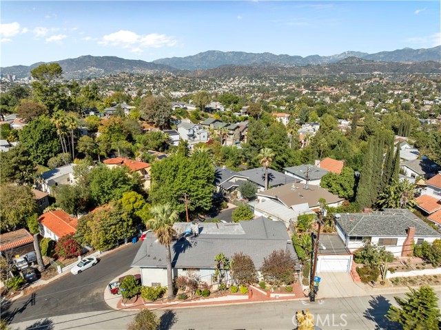 Detail Gallery Image 30 of 31 For 4715 Frieda Dr, Los Angeles,  CA 90065 - 3 Beds | 3 Baths