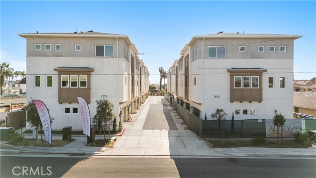 Detail Gallery Image 30 of 33 For 7692 9th St #106,  Buena Park,  CA 90621 - 3 Beds | 2/1 Baths