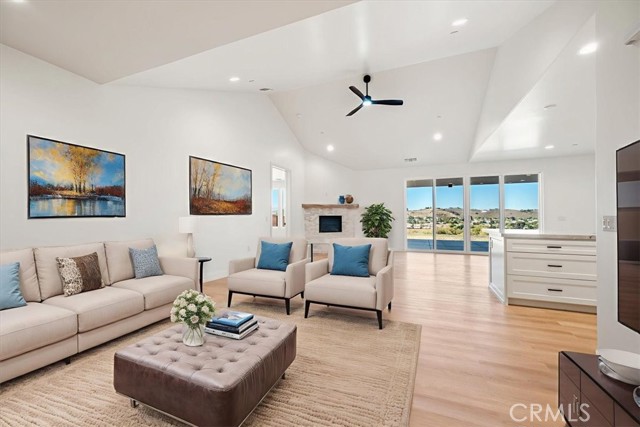 Detail Gallery Image 5 of 34 For 13165 N Bluffs, San Miguel,  CA 93451 - 4 Beds | 2/1 Baths