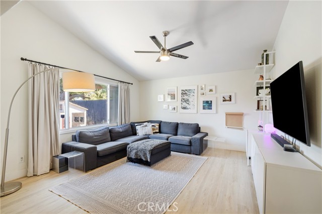 Detail Gallery Image 13 of 26 For 2620 Calle Limonero, Thousand Oaks,  CA 91360 - 3 Beds | 2 Baths