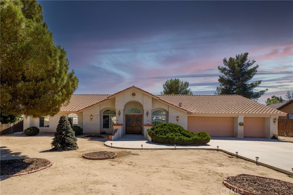 8225 Sherborn Avenue, Hesperia, CA 92345