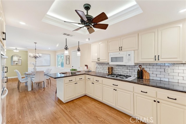 Detail Gallery Image 14 of 30 For 2496 N Beechwood St, Orange,  CA 92865 - 3 Beds | 2 Baths