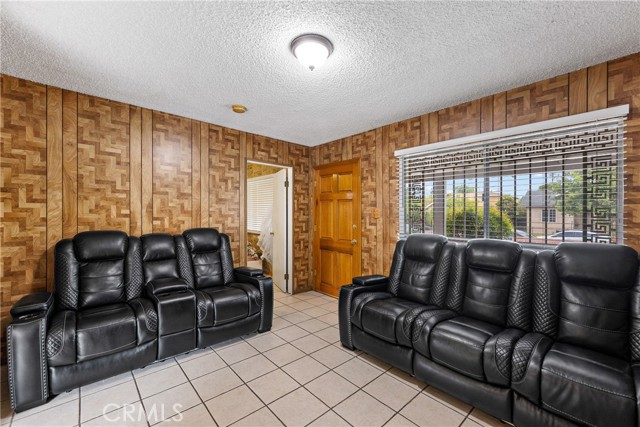 3132 East 3rd Street photo 5