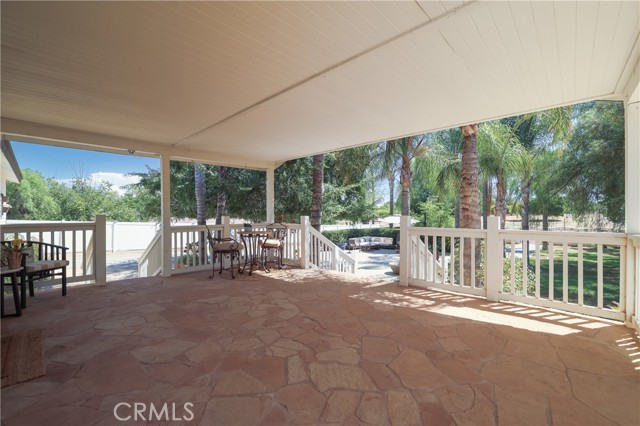 21510 Floral Avenue, Perris CA: https://media.crmls.org/medias/1cf835fd-06c3-4d6b-afe2-73193e46e775.jpg
