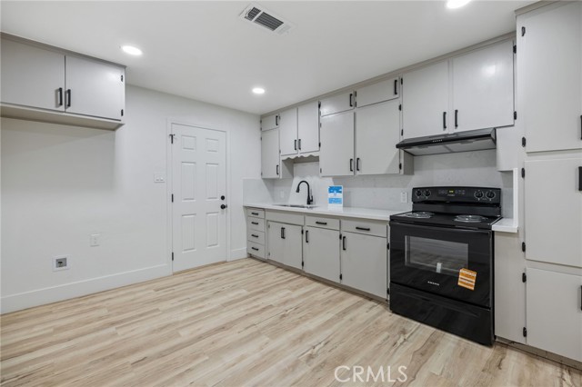 Detail Gallery Image 12 of 37 For 2252 S Eunice Ave, Fresno,  CA 93706 - 4 Beds | 1 Baths