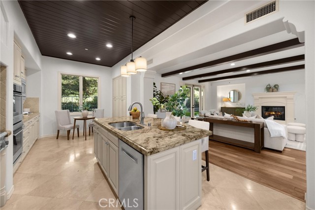 Detail Gallery Image 34 of 75 For 34 Tall Hedge, Irvine,  CA 92603 - 4 Beds | 4/1 Baths