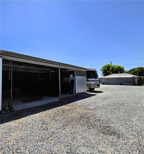 34796 Wildwood Canyon Road, Yucaipa CA: https://media.crmls.org/medias/1cf9cd4f-8ce8-4ca4-990b-f5279a569e4f.jpg
