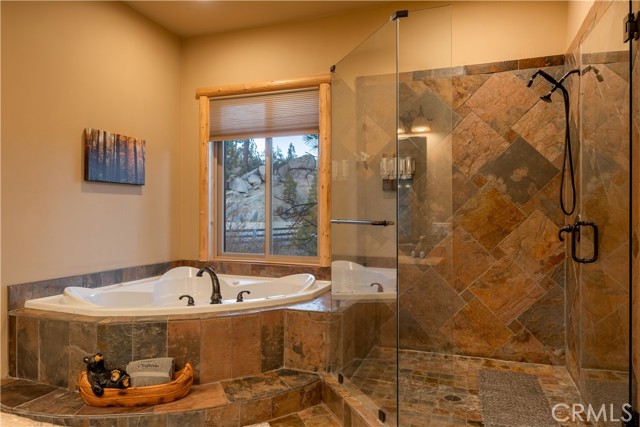 325 Stoney Creek Road, Big Bear Lake CA: https://media.crmls.org/medias/1cf9d7c5-ca8a-4eda-b7d6-3653a6855d8b.jpg