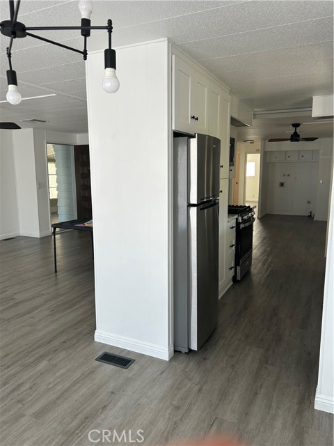 Detail Gallery Image 7 of 9 For 840 E Foothill Bld #144,  Azusa,  CA 91702 - 2 Beds | 2 Baths