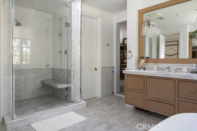 Detail Gallery Image 18 of 35 For 26 Spanish Bay, Newport Beach,  CA 92660 - 5 Beds | 3 Baths