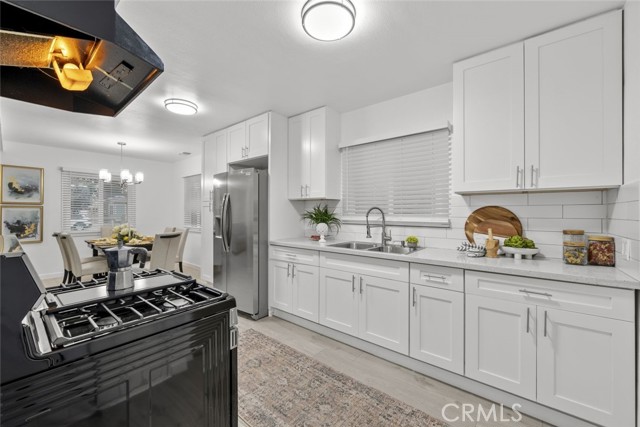7228 Jamieson Avenue, Reseda CA: https://media.crmls.org/medias/1cfd48b9-d719-4853-89c9-96e322f1a524.jpg