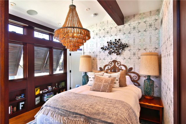 Detail Gallery Image 20 of 28 For 3124 the Strand, Hermosa Beach,  CA 90254 - 4 Beds | 6 Baths