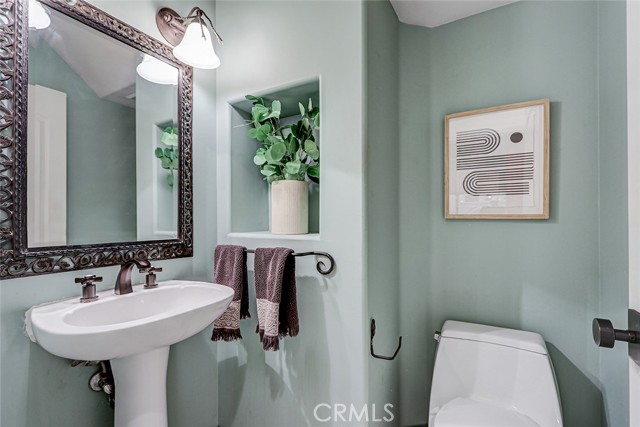 1904 Harkness, Manhattan Beach, California 90266, 5 Bedrooms Bedrooms, 0 ,2 BathroomsBathrooms,Residential,For Sale,Harkness,0,SB26134116