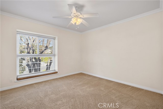 Detail Gallery Image 19 of 51 For 949 Falmouth St, Thousand Oaks,  CA 91362 - 4 Beds | 3/1 Baths
