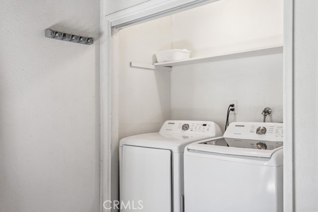 Detail Gallery Image 10 of 16 For 22868 Laurel Ln, Crestline,  CA 92325 - 3 Beds | 2 Baths