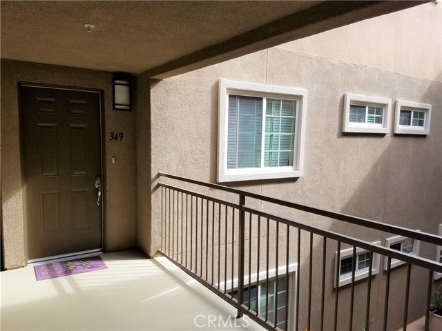 2750 Artesia Boulevard, Redondo Beach, California 90278, 2 Bedrooms Bedrooms, ,2 BathroomsBathrooms,Residential,Sold,Artesia,SW17030812