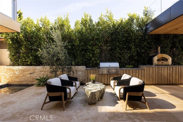 2304 Cliff, Newport Beach CA: https://media.crmls.org/medias/1cfee342-aa59-477c-9873-6c29a9d1d94f.jpg