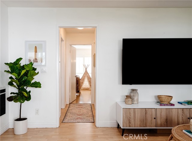 611 Prospect Avenue, Redondo Beach, California 90277, 2 Bedrooms Bedrooms, ,2 BathroomsBathrooms,Residential,Sold,Prospect,SB22076487