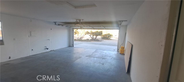 Detail Gallery Image 19 of 20 For 12255 Mesquite, Oak Hills,  CA 92344 - 2 Beds | 1 Baths