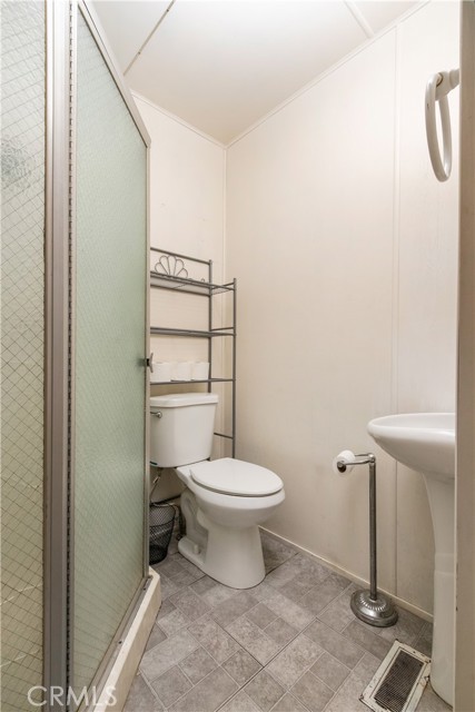 Detail Gallery Image 13 of 28 For 12300 5th St #61,  Yucaipa,  CA 92399 - 2 Beds | 2 Baths