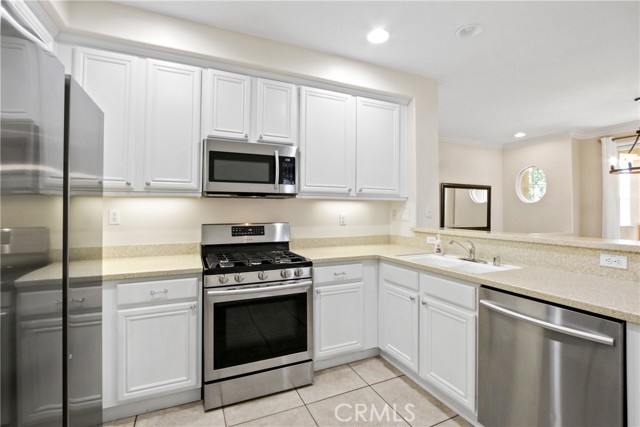 Detail Gallery Image 5 of 14 For 7705 Chambray Pl #3,  Rancho Cucamonga,  CA 91739 - 2 Beds | 2 Baths