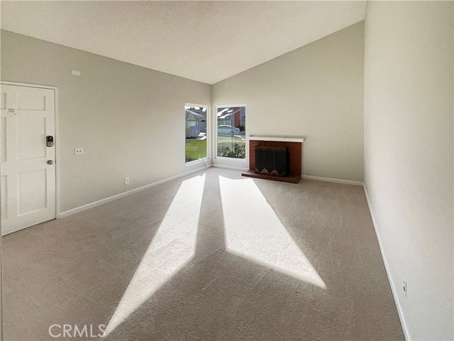 Detail Gallery Image 3 of 22 For 22257 Emerald, Grand Terrace,  CA 92313 - 4 Beds | 2 Baths