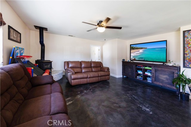 Detail Gallery Image 8 of 23 For 24160 Lenox Ln #B,  Murrieta,  CA 92562 - 3 Beds | 2 Baths