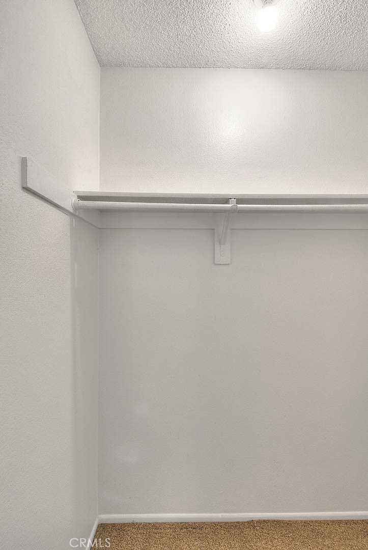 https://media.crmls.org/medias/1d014c69-b90e-443a-b388-e98a49a5eb8a.jpg?preset=X-Large